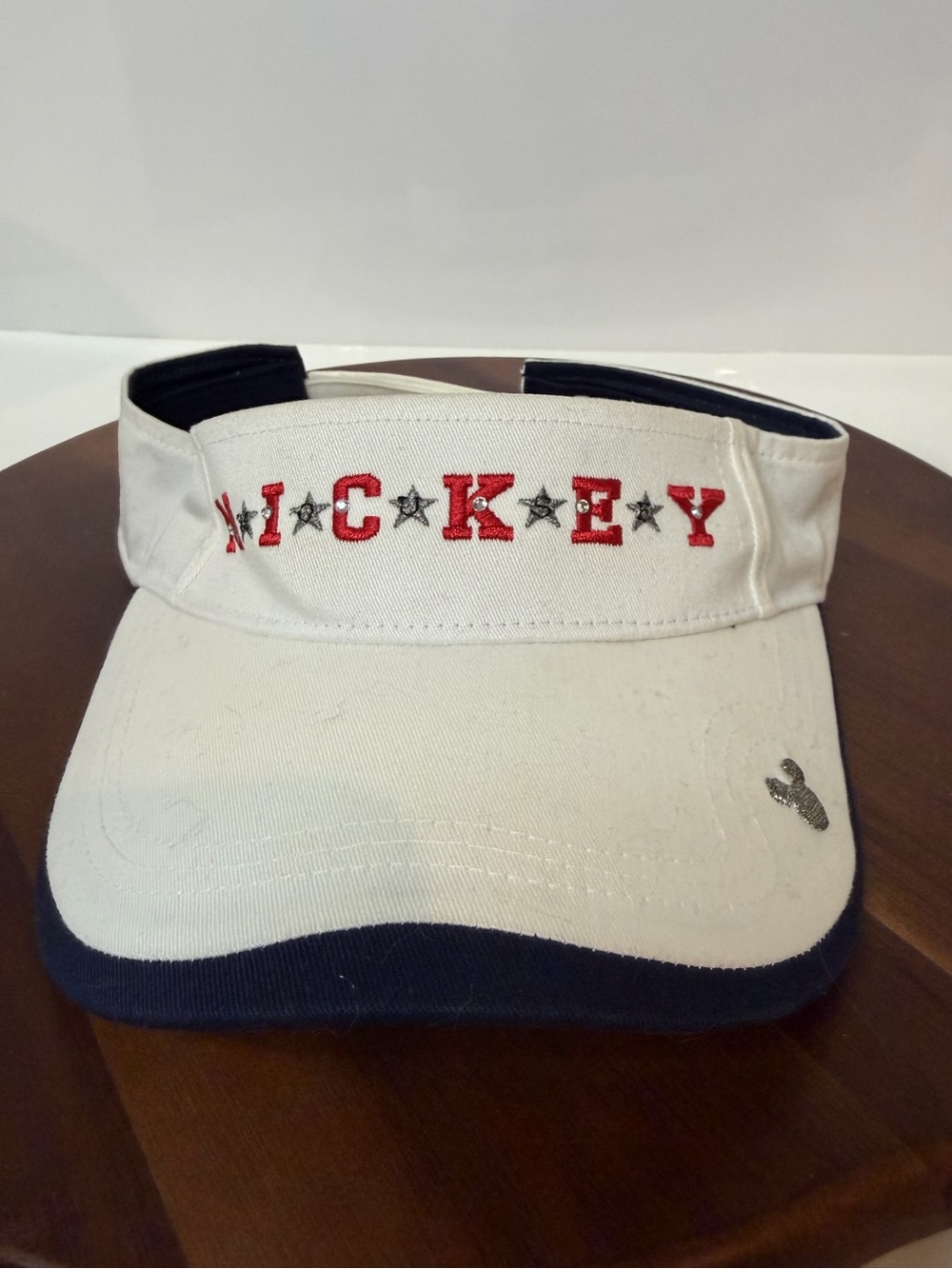 Vintage Walt Disney World Mickey Mouse Embroidered Sun Visor Cream Navy